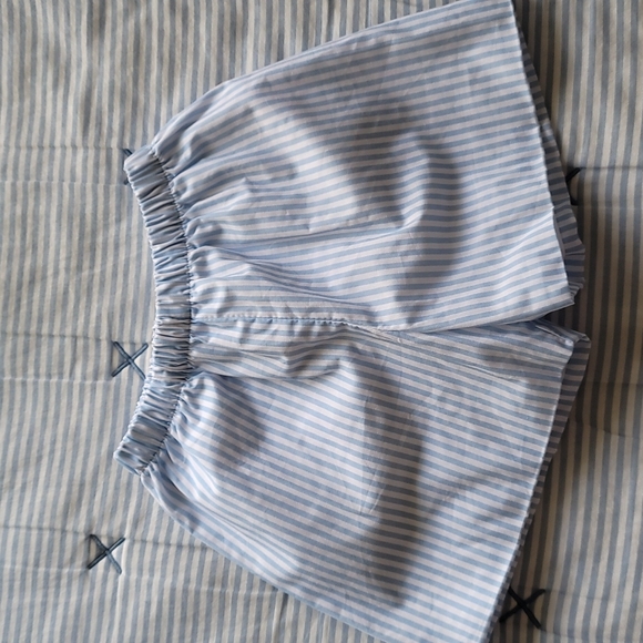 James and Lottie Stars Short - Picture 2 of 2